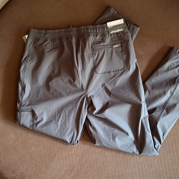 Eddie Bauer 10 fleece lined joggers - Picture 2 of 6